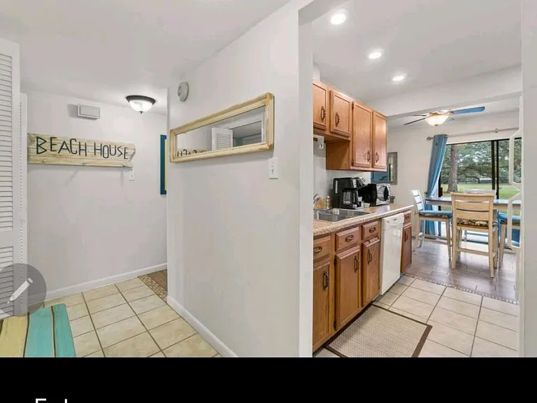 101 Sandpiper Bay #1B — Photo 11