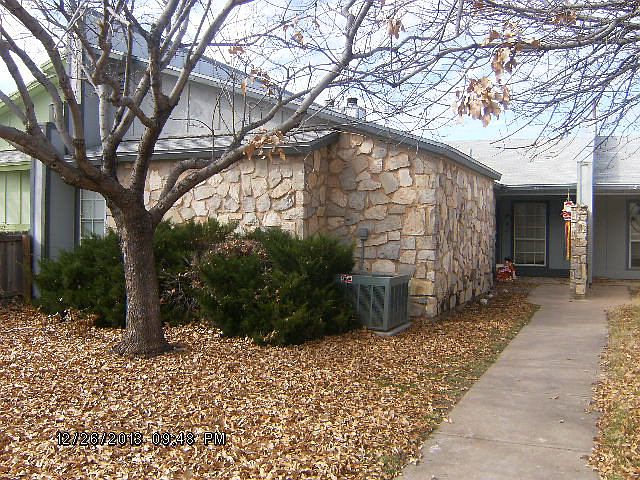 1st image of 905 Todd Ln
