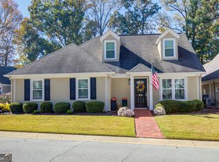 20 Village Ln, Newnan, GA 30265