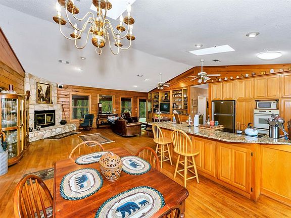 2nd image of 257 Private Road 2561