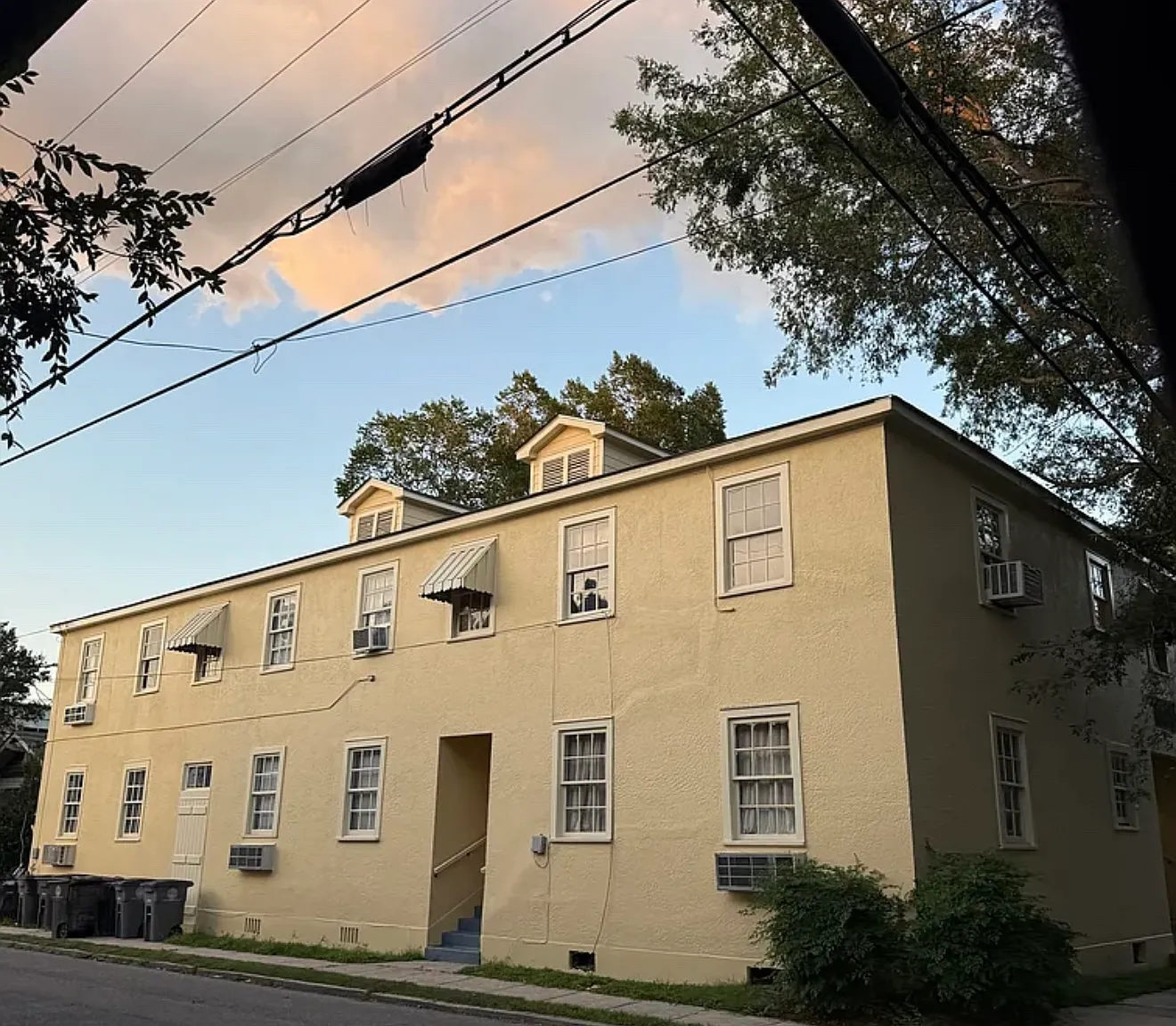 Studio, 650 sqft, $835 — Photo 1
