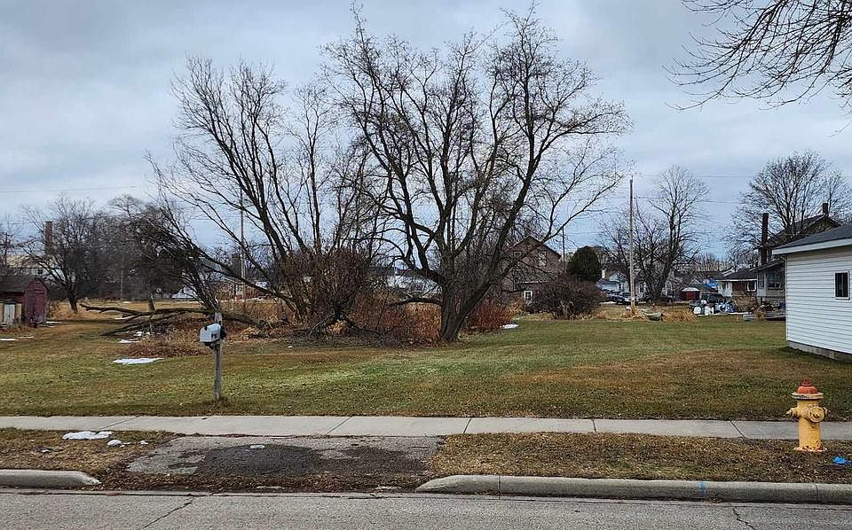 1st image of 328 5TH AVENUE