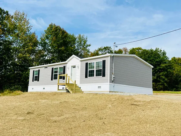 26 Smith Lane, Levant, ME 04456