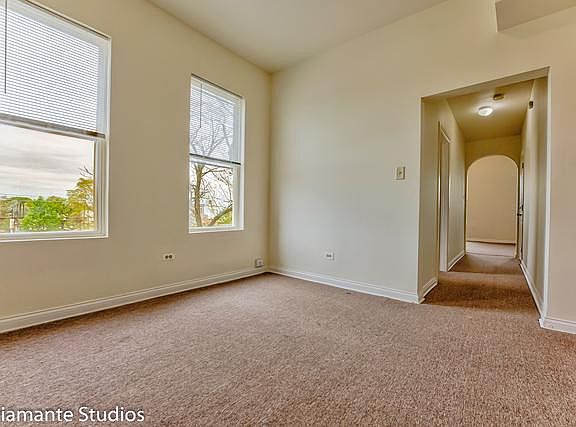 5th image of 2122 S Lawndale Ave #3N