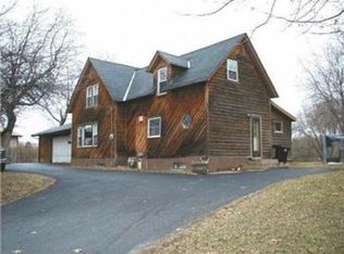 807 13th Ave SE, Forest Lake, MN 55025