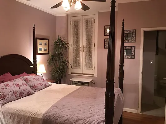 Sold by REMAX Elite | media 23