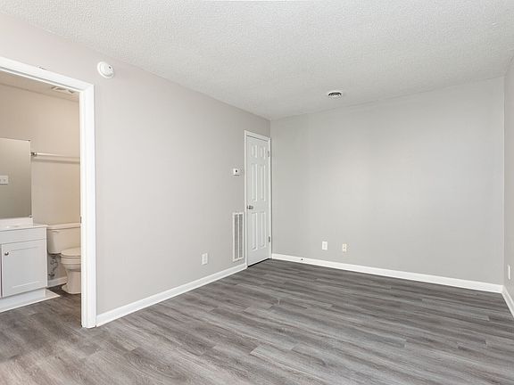 5th image of 4808 Ramsey St #D