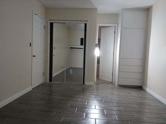 3rd image of 611 S Orange Ave APT 6