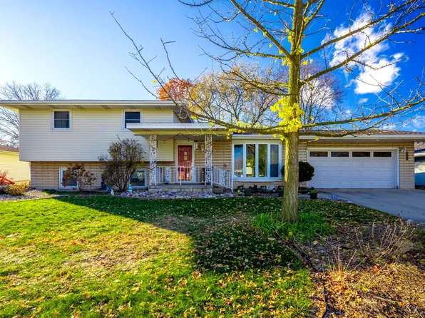2924 Sunset St, Portage, IN 46368