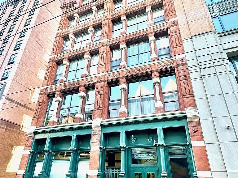 22 S Howard St #601 — Photo 12