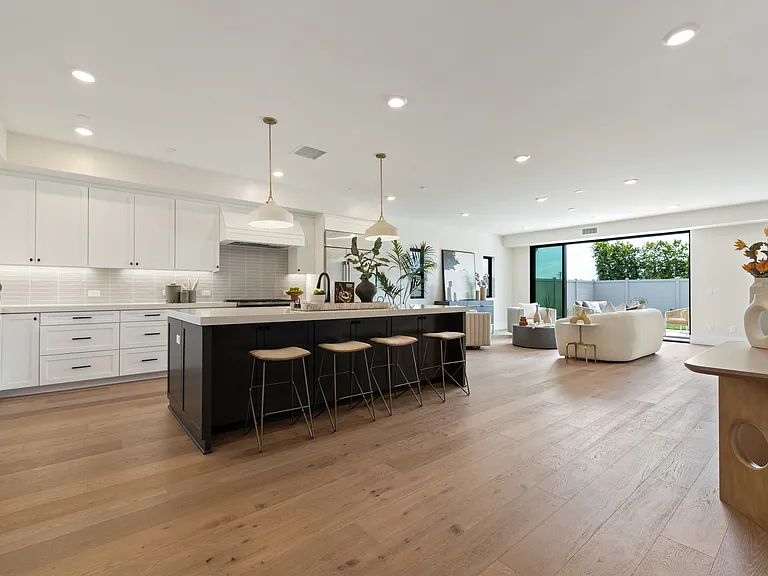3747 Adams St — Photo 41