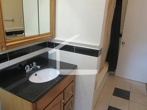 2nd image of 97 Saint Stephen St APT 05