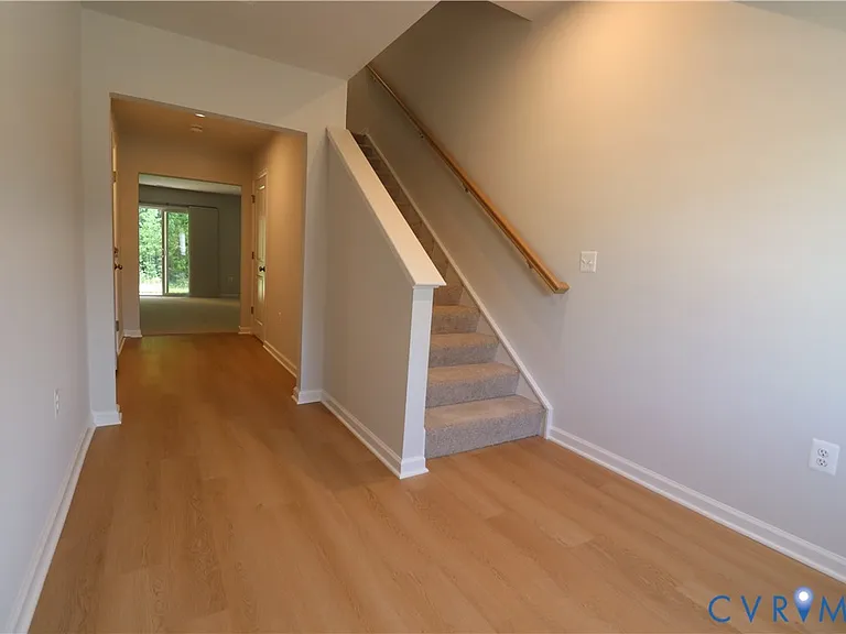 419 Burden Dr — Photo 14