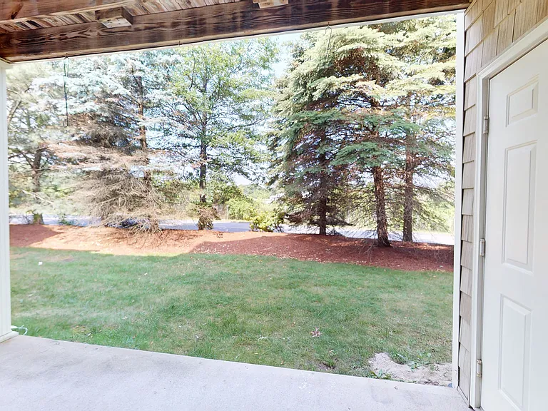 14 North — Photo 74