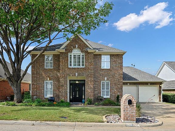 4th image of 2636 Valley Creek Trl