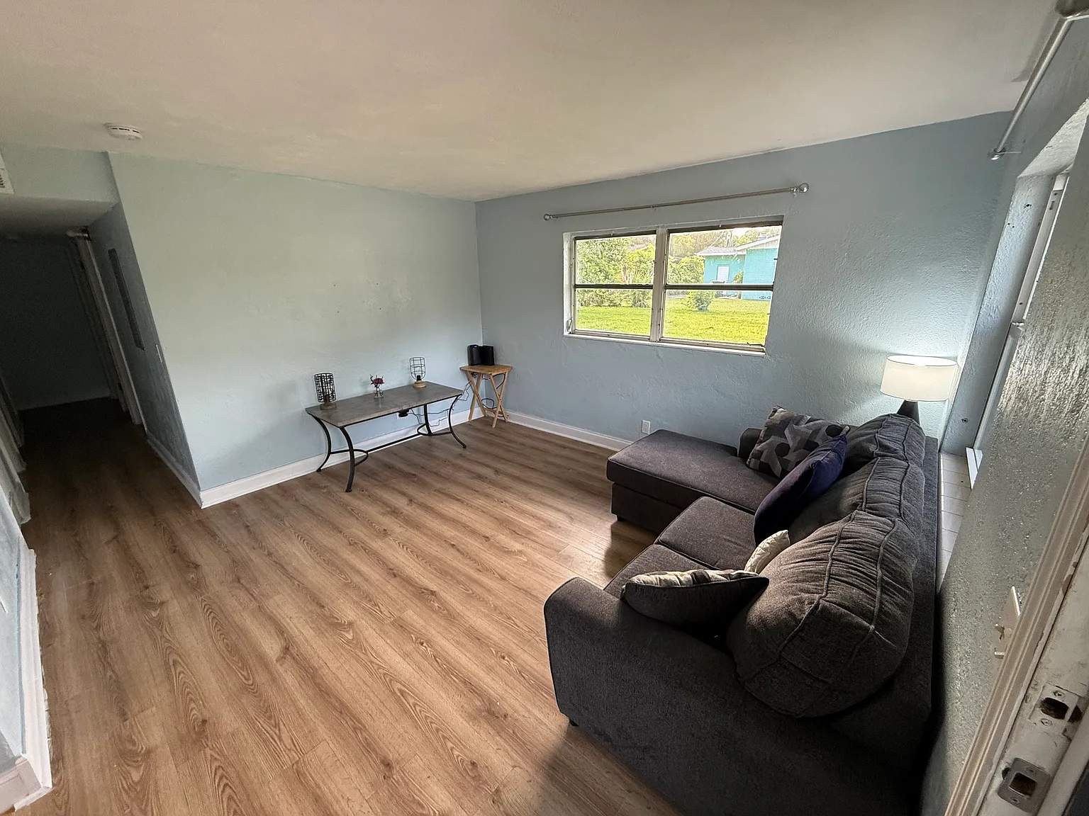3 bed, 920 sqft, $2,275 — Photo 4