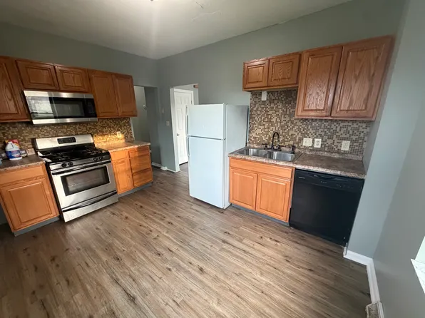 711 Kerr St #1, Ambridge, PA 15003