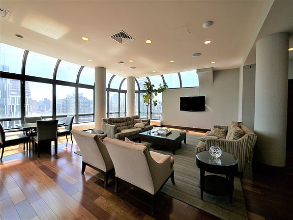 5th image of 530 E 76th St APT 16D