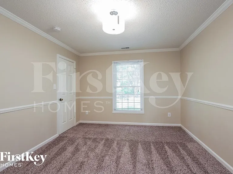 7225 Rollingridge Dr — Photo 13