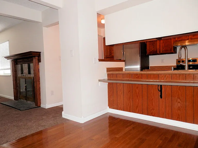 Breakfast bar