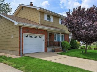 35 N 6th Ave, Manville, NJ