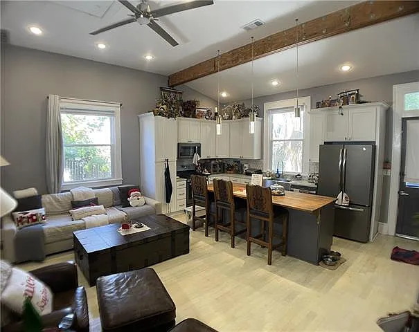 1 bed, 1.0 bath, 750 sqft, $1,800 — Photo 3