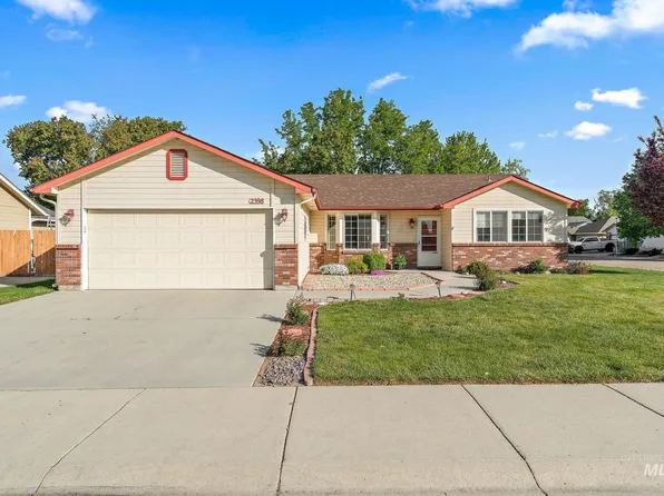 2398 W Santa Clara Dr, Meridian, ID 83642