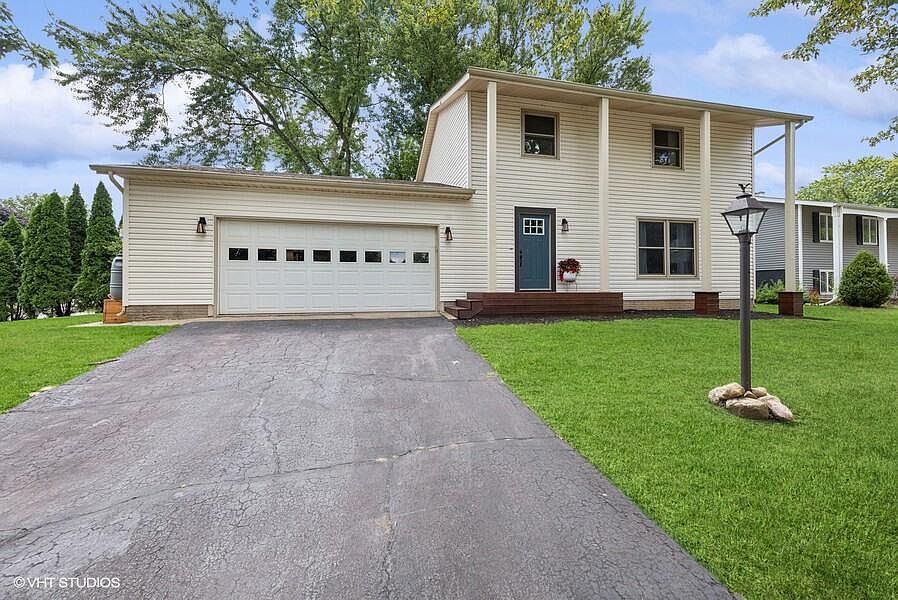 1st image of 2202 Shallowford Dr