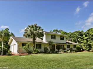16244 E Hialeah Dr, Loxahatchee, FL 33470