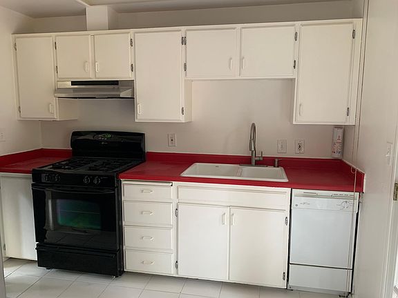 2nd image of 12558 NE 156th St