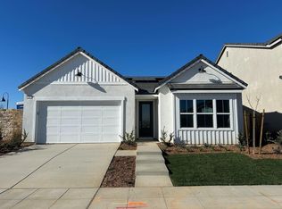 1063 Wildflower Dr #36, Madera, CA 93636