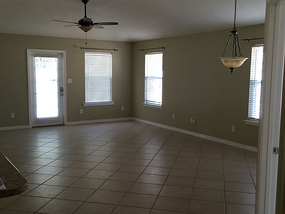 2nd image of 28153 Chateau Dr