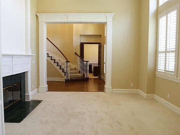 3rd image of 5640 Dunlap Ct