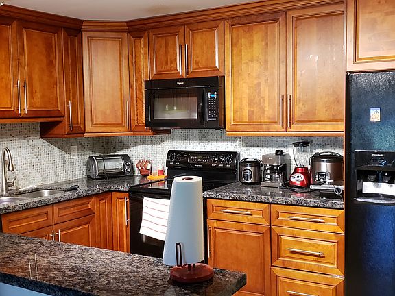 3rd image of 4123 NW 88th Ave APT 103