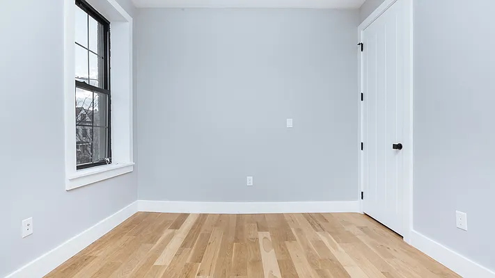 Rented by Nooklyn NYC LLC | media 7