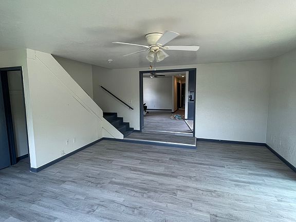 4th image of 820 W Johnson St