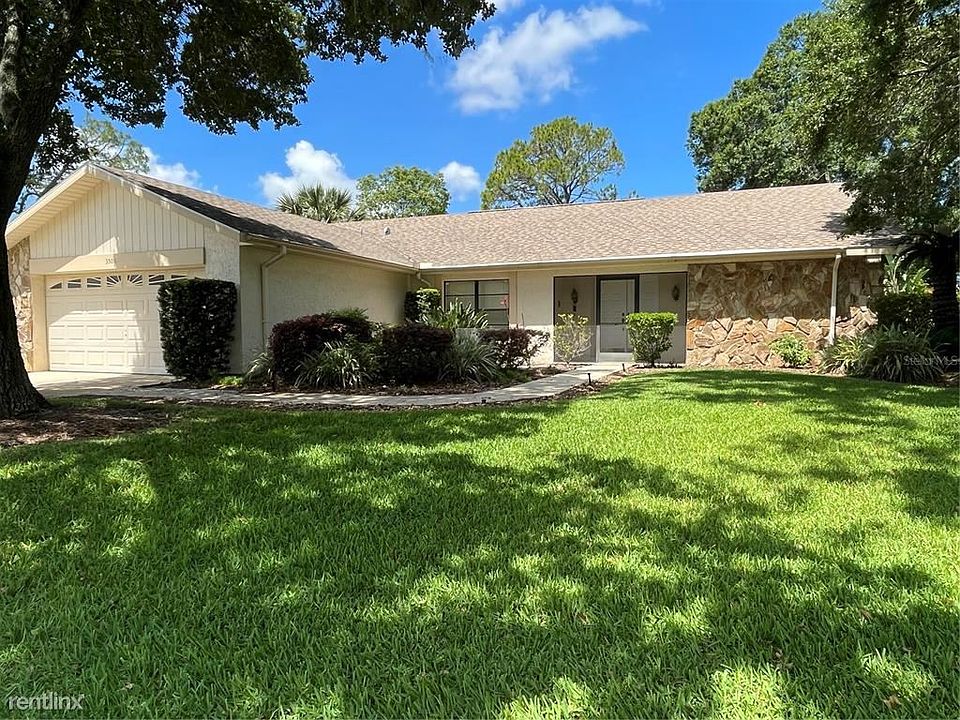 1st image of 3506R Fairway Forest Dr