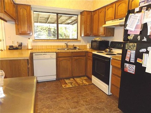 4th image of 3508 Wentworth Dr