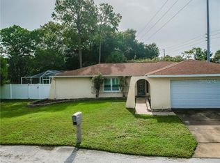 801 Embassy Rd, Largo, FL 33771