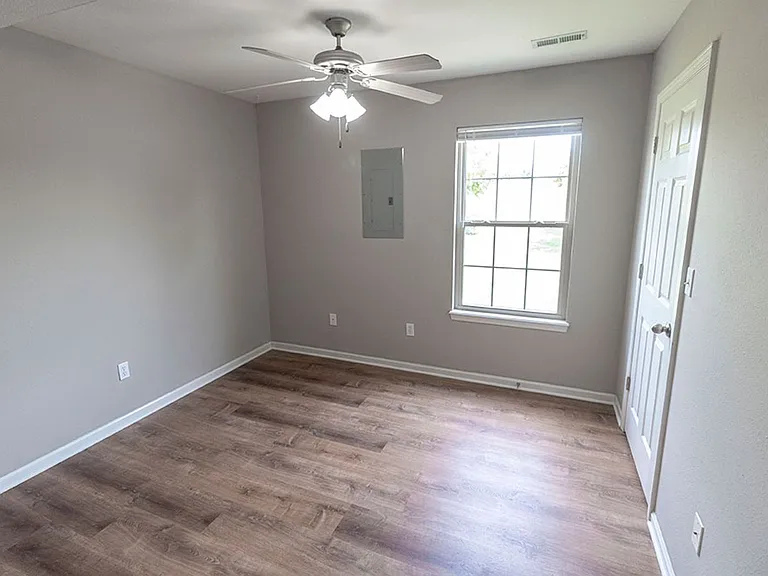 4016 Snowy Owl Dr — Photo 10
