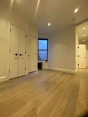 Rented by Blip LLC | media 6