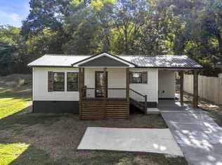 1409 Holt St SE, Cleveland, TN 37311