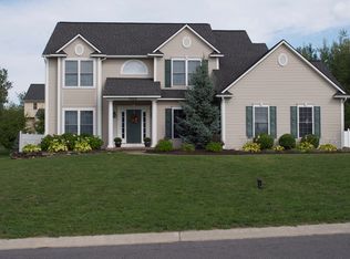 7924 Haddon Hall Way, Baldwinsville, NY 13027