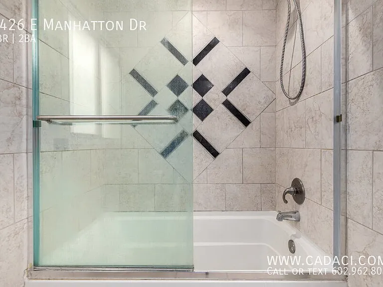 1426 E Manhatton Dr — Photo 22