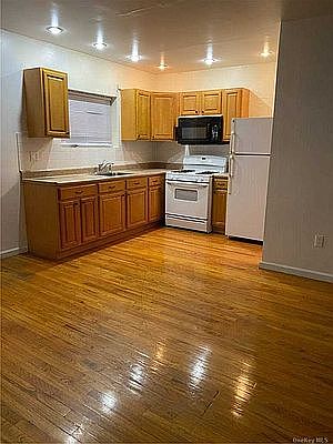 1st image of 91-09 Eldert Ln #1R