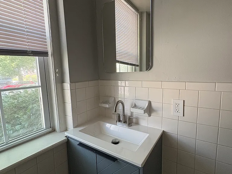 749 Maury Ave #1 — Photo 7
