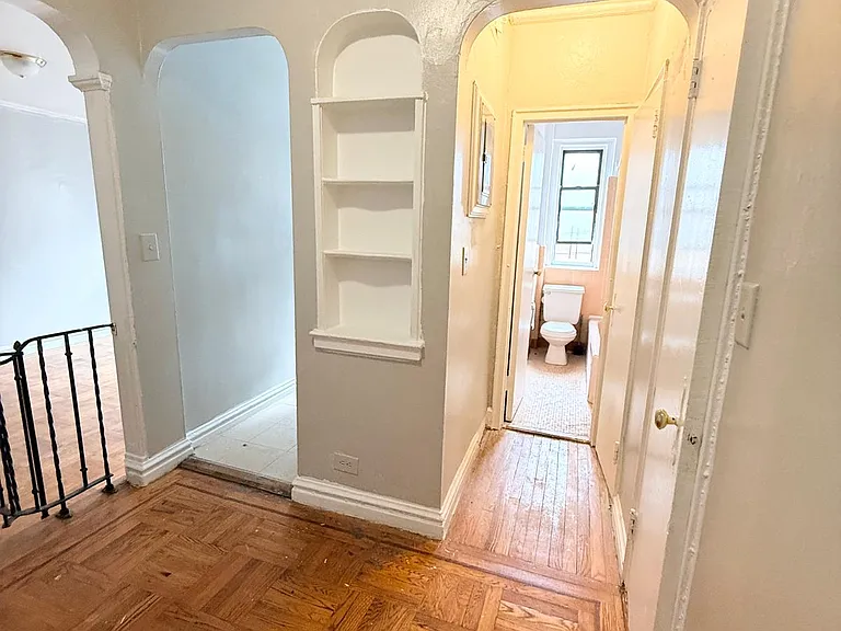 253 E 181st St #4B — Photo 5