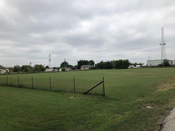 5th image of 7005 Mitchell Pkwy