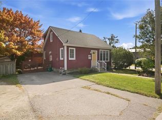 243 Sydenham St, Brantford, ON N3R 3Z6
