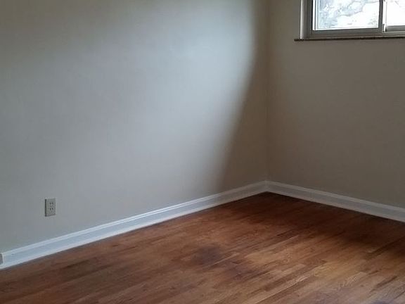 5th image of 1112 Madeleine Cir